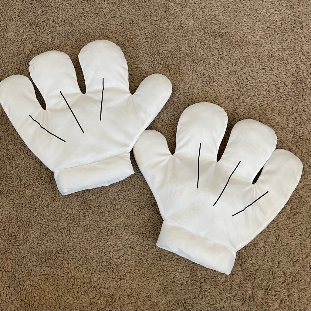 Character Gloves